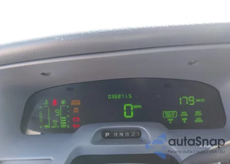 1998 Mercury Grand Marquis z USA, uszkodzony, nr VIN 2MEFM75WXWX602515